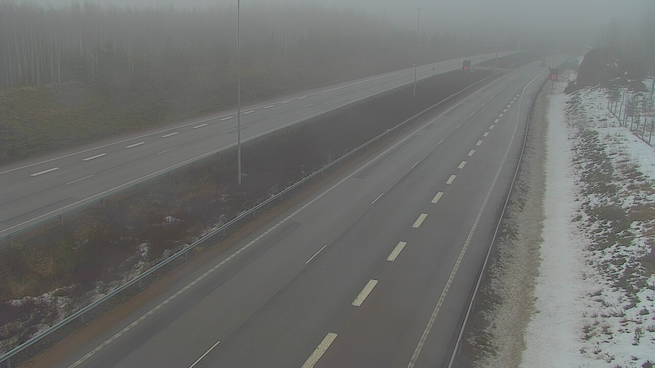 Kelikamerat Kuva Tie 7 Loviisa Markkinamäki, puomi, länsi, Loviisa, Uusimaa