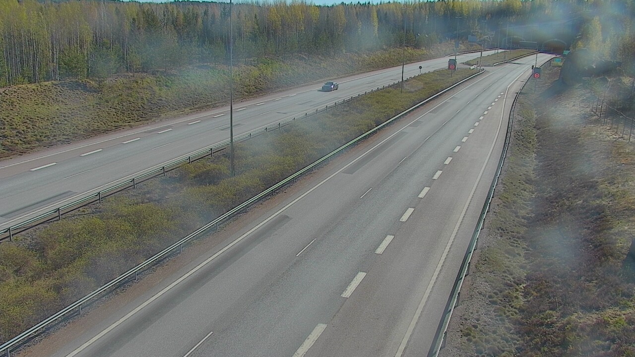 Kelikamerat Kuva Tie 7 Loviisa Markkinamäki, puomi, länsi, Loviisa, Uusimaa