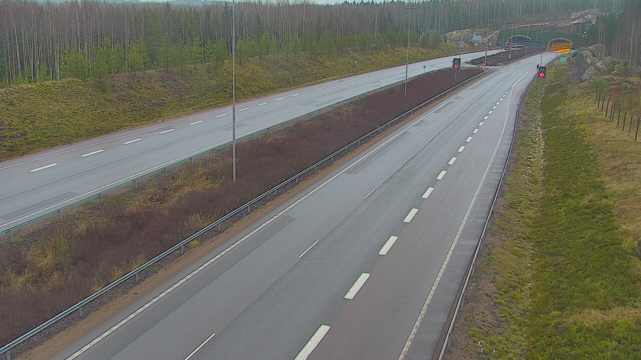 Weather Camera Image Väg 7 Lovisa Marnadsbacken , bom, väst, Loviisa, Uusimaa