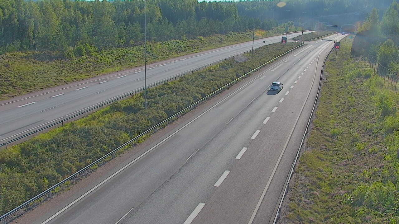 Weather Camera Image Road 7 Loviisa Markkinamäki, boom, west, Loviisa, Uusimaa