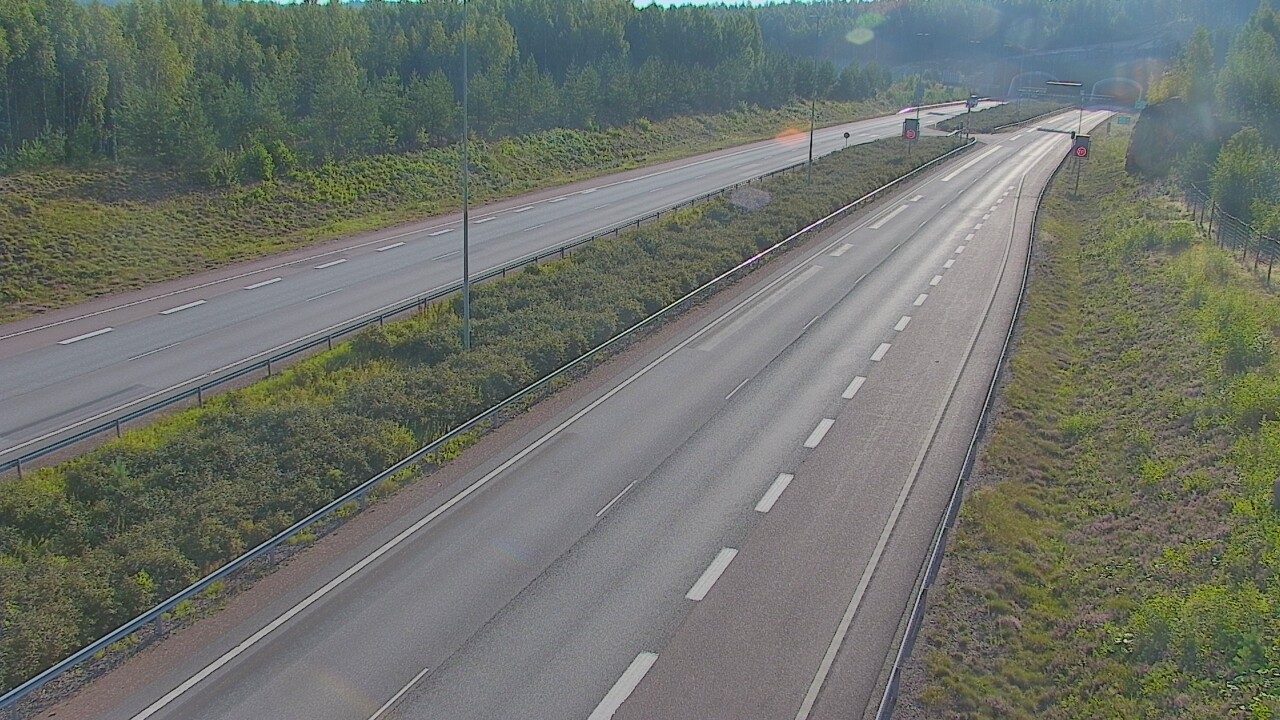 Weather Camera Image Road 7 Loviisa Markkinamäki, boom, west, Loviisa, Uusimaa