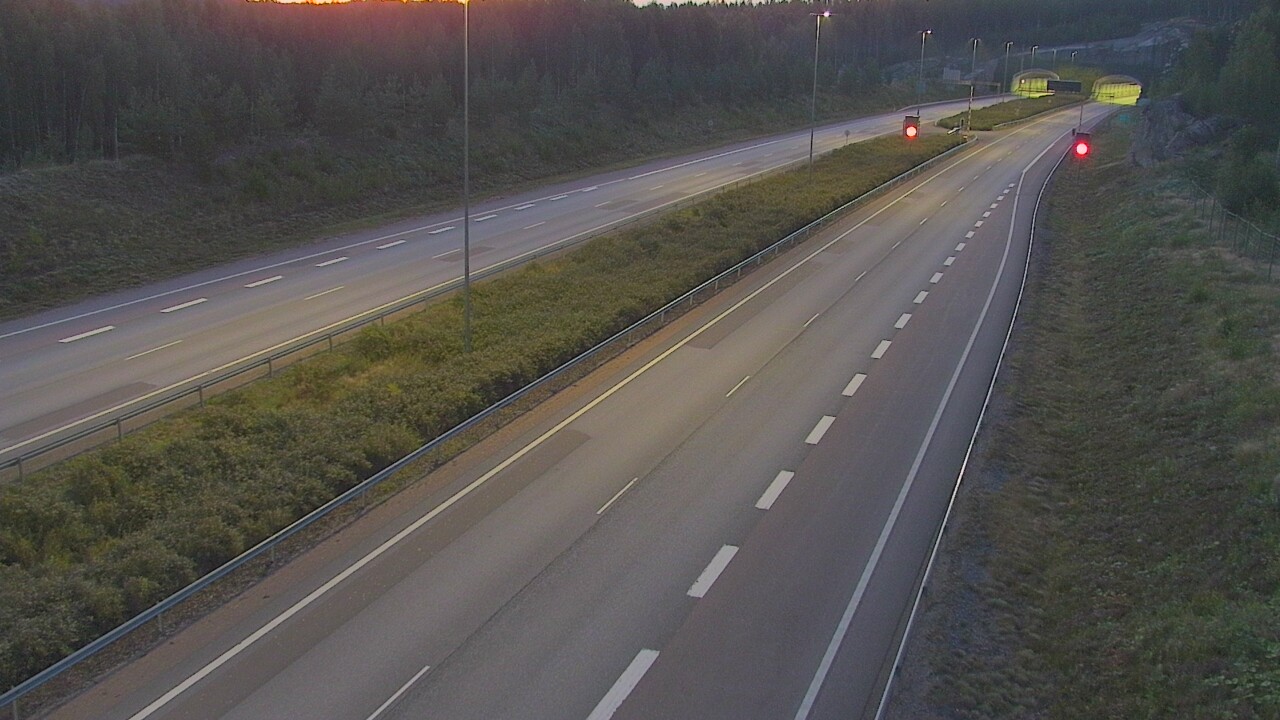 Kelikamerat Kuva Tie 7 Loviisa Markkinamäki, puomi, länsi, Loviisa, Uusimaa