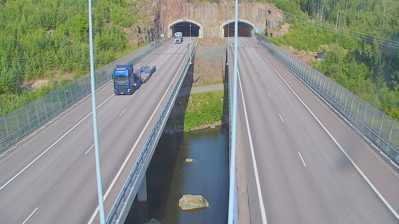 Weather Camera Image Road 7 Pyhtää Markkinamäki, suuaukko, east, Pyhtää, Kymenlaakso