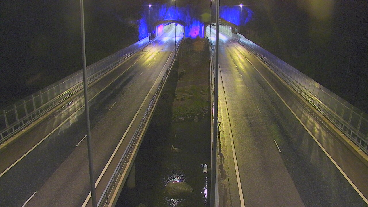 Weather Camera Image Väg 7 Pyttis Marnadsbacken, suuaukko, öst, Pyhtää, Kymenlaakso