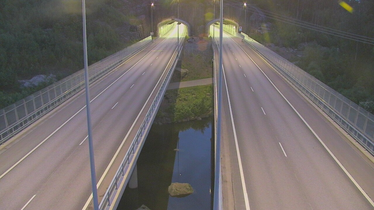 Weather Camera Image Road 7 Pyhtää Markkinamäki, suuaukko, east, Pyhtää, Kymenlaakso