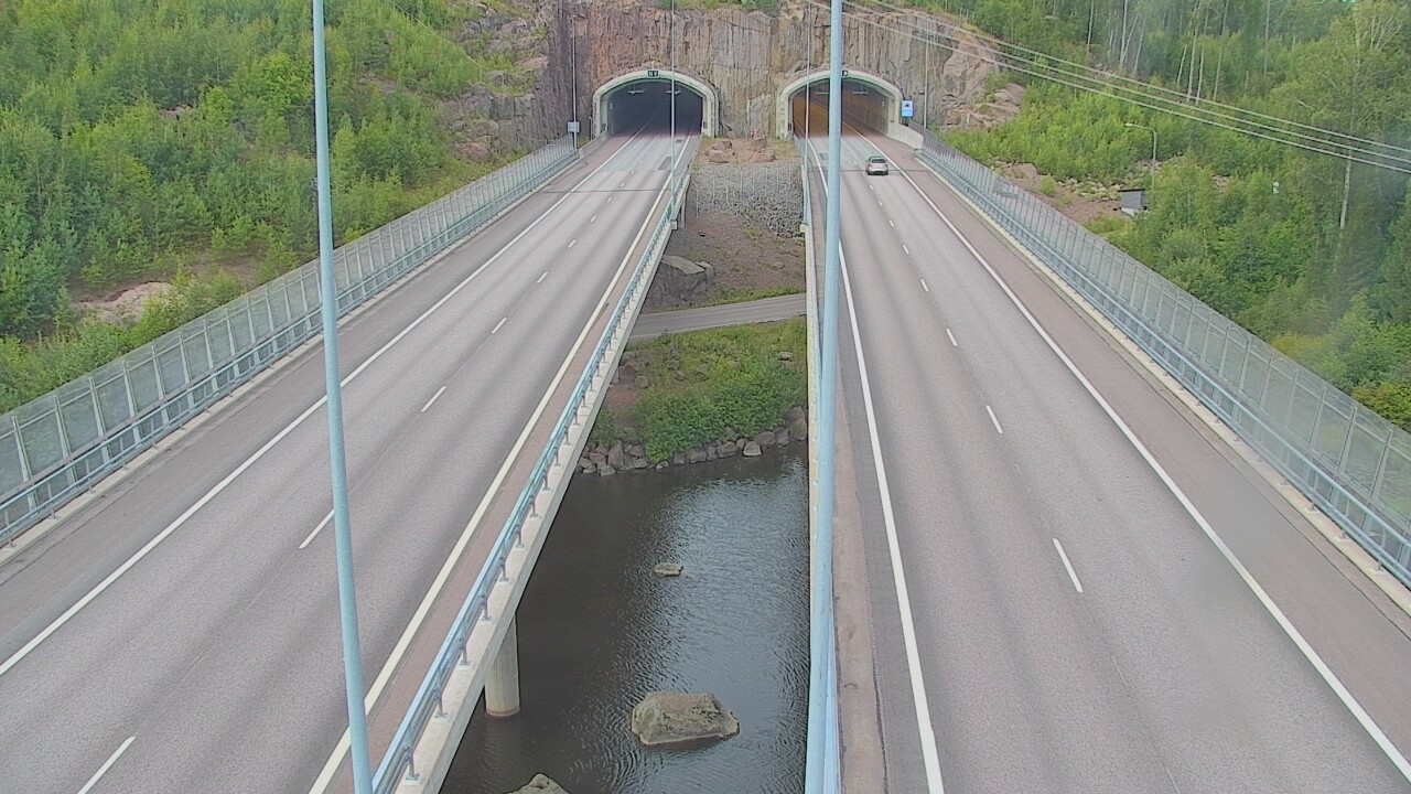 Weather Camera Image Road 7 Pyhtää Markkinamäki, suuaukko, east, Pyhtää, Kymenlaakso