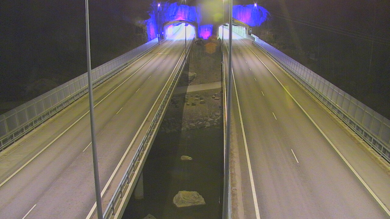 Weather Camera Image Road 7 Pyhtää Markkinamäki, suuaukko, east, Pyhtää, Kymenlaakso