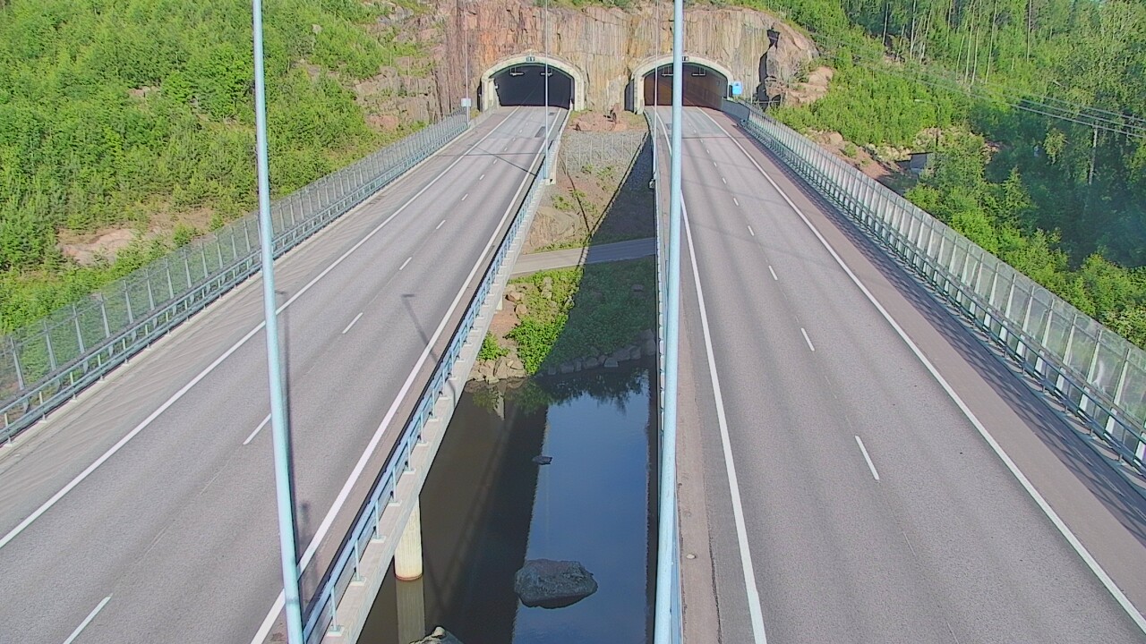 Weather Camera Image Road 7 Pyhtää Markkinamäki, suuaukko, east, Pyhtää, Kymenlaakso