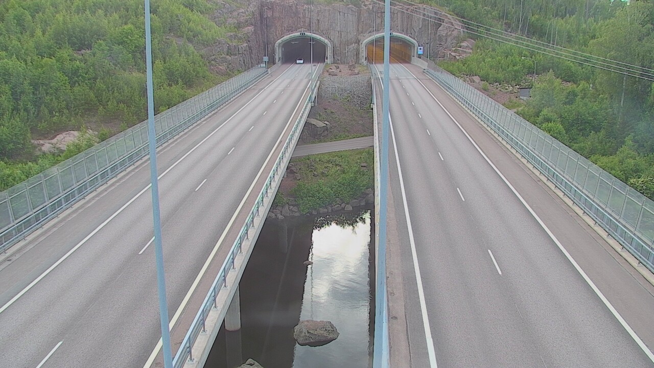 Weather Camera Image Road 7 Pyhtää Markkinamäki, suuaukko, east, Pyhtää, Kymenlaakso