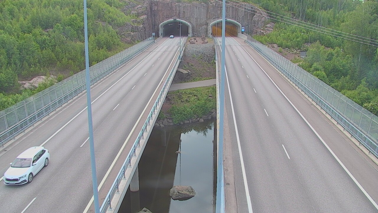 Weather Camera Image Road 7 Pyhtää Markkinamäki, suuaukko, east, Pyhtää, Kymenlaakso