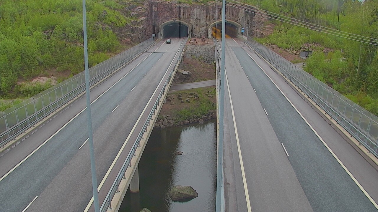 Weather Camera Image Road 7 Pyhtää Markkinamäki, suuaukko, east, Pyhtää, Kymenlaakso