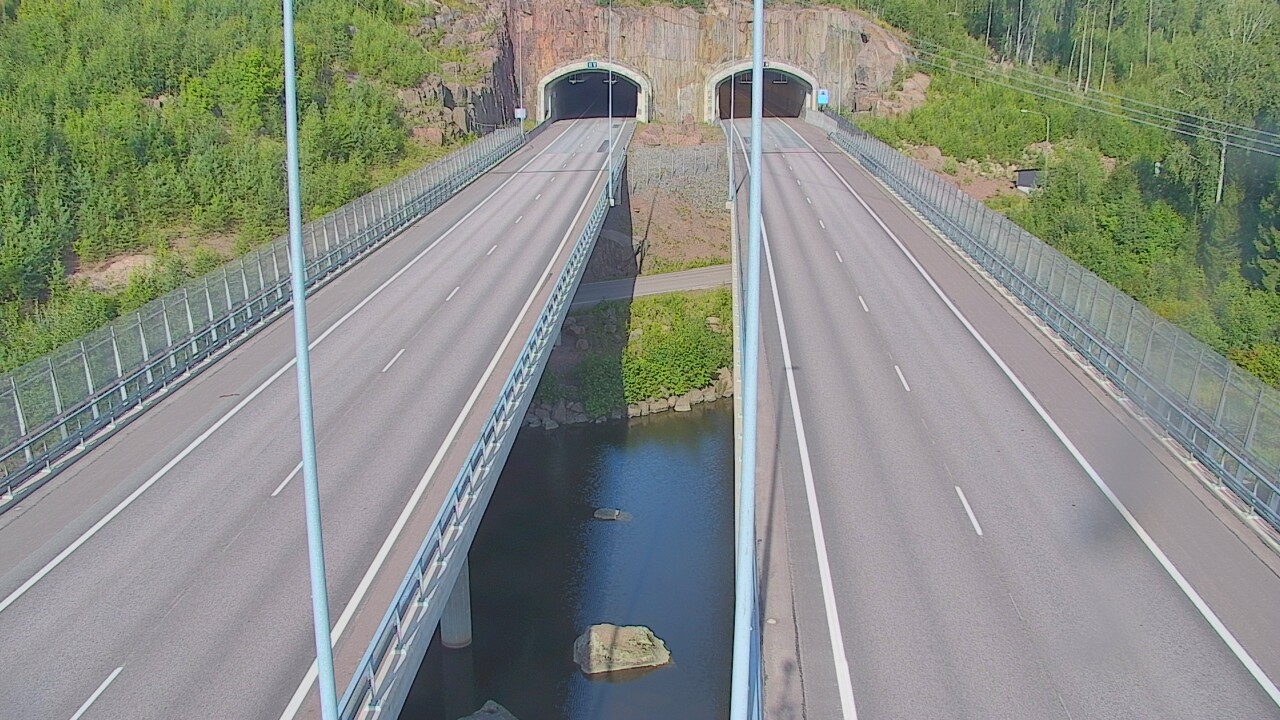 Weather Camera Image Road 7 Pyhtää Markkinamäki, suuaukko, east, Pyhtää, Kymenlaakso