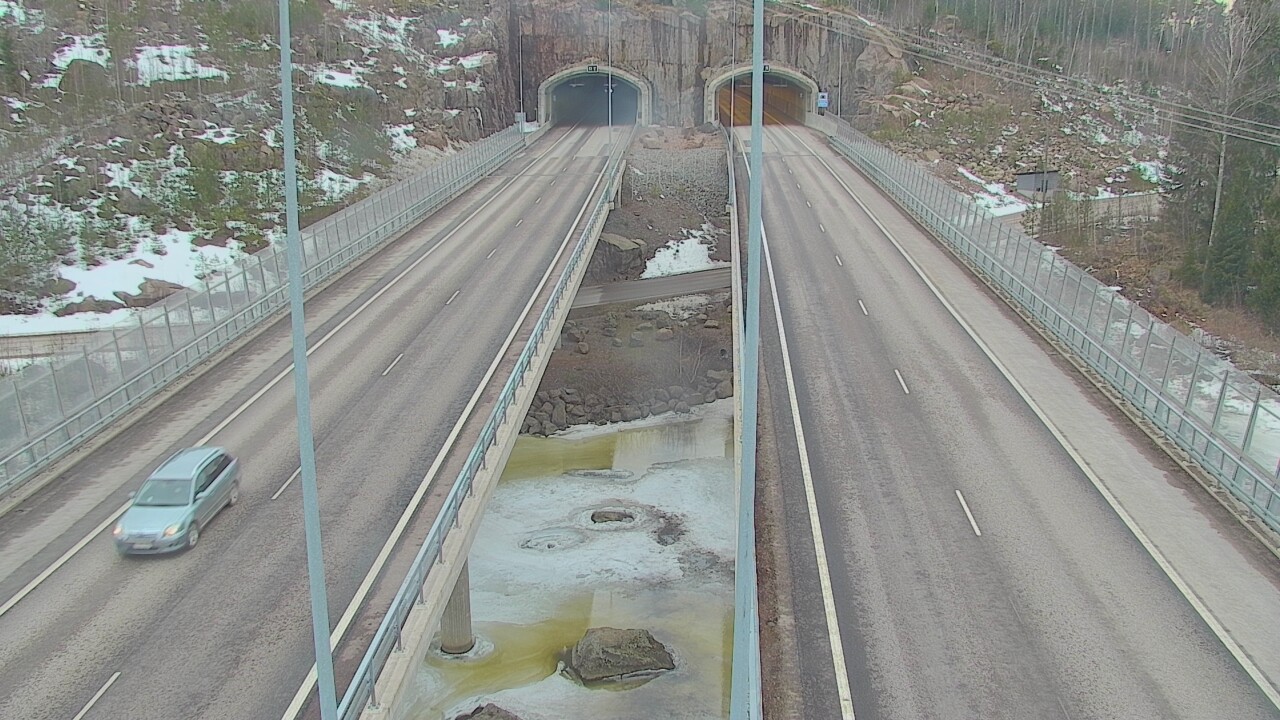 Weather Camera Image Road 7 Pyhtää Markkinamäki, suuaukko, east, Pyhtää, Kymenlaakso