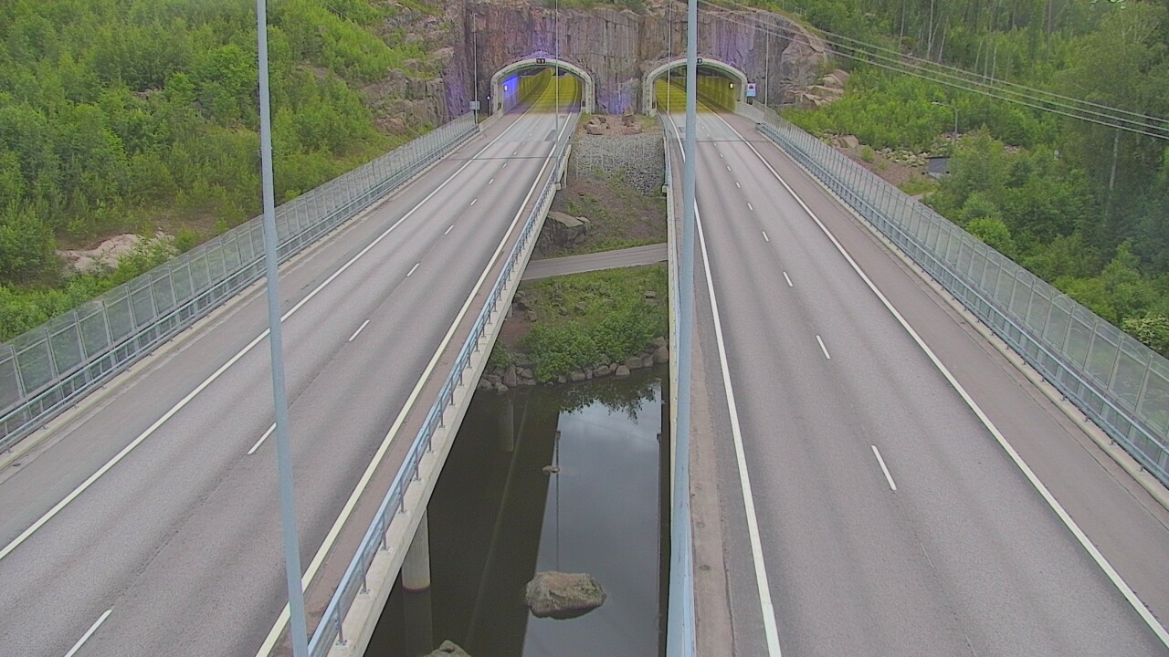 Weather Camera Image Road 7 Pyhtää Markkinamäki, suuaukko, east, Pyhtää, Kymenlaakso