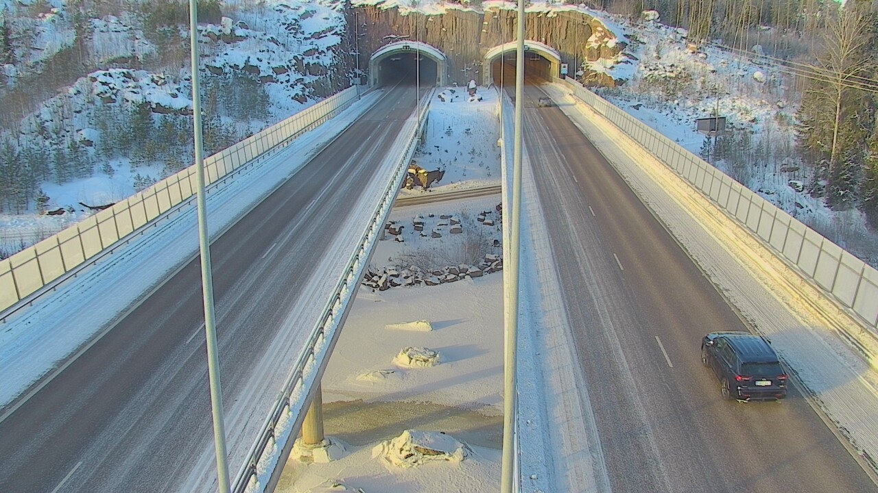 Weather Camera Image Road 7 Pyhtää Markkinamäki, suuaukko, east, Pyhtää, Kymenlaakso