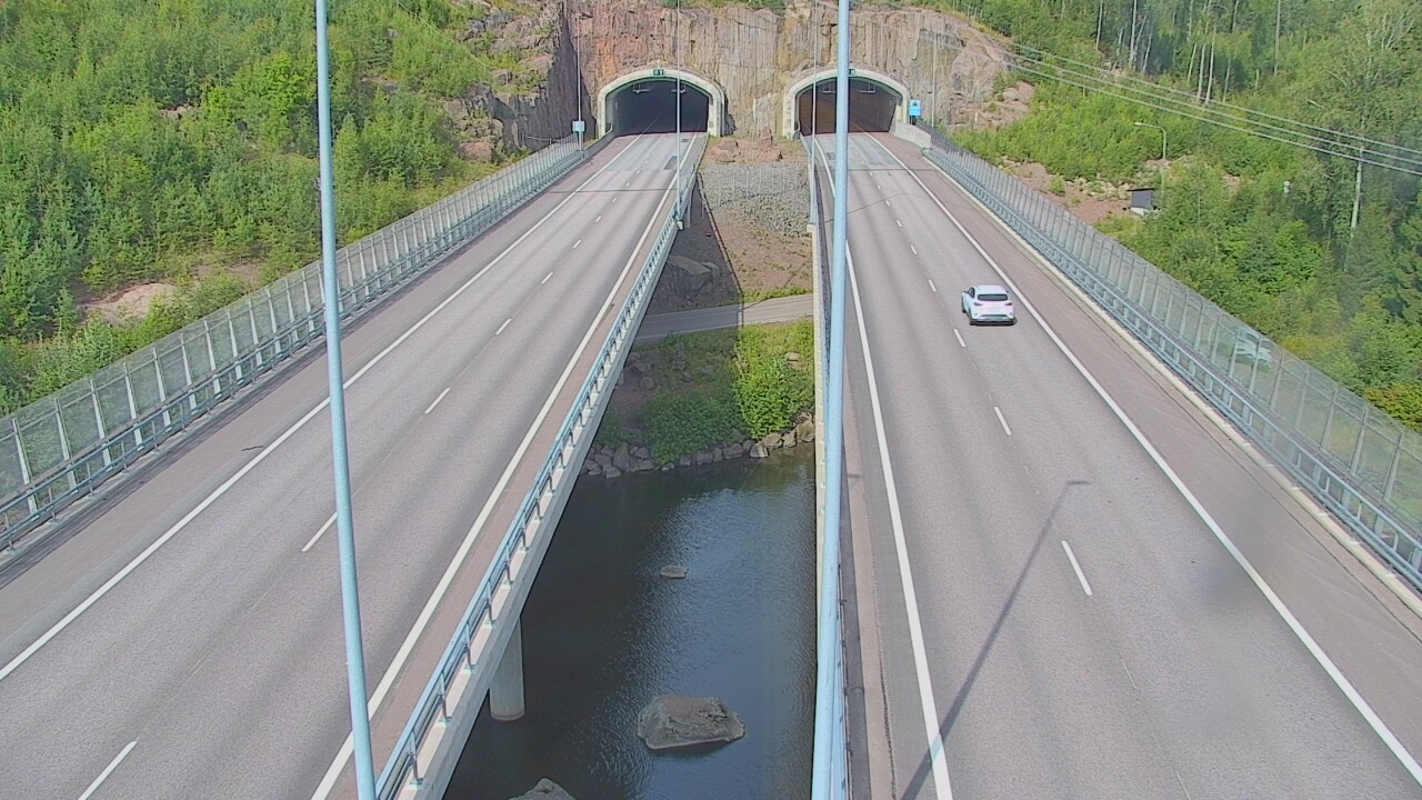 Weather Camera Image Road 7 Pyhtää Markkinamäki, suuaukko, east, Pyhtää, Kymenlaakso