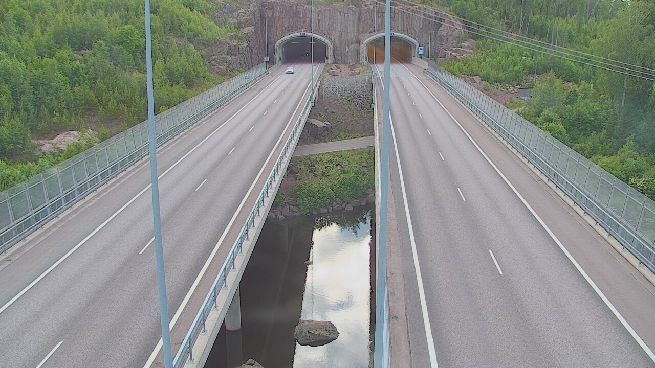 Weather Camera Image Road 7 Pyhtää Markkinamäki, suuaukko, east, Pyhtää, Kymenlaakso