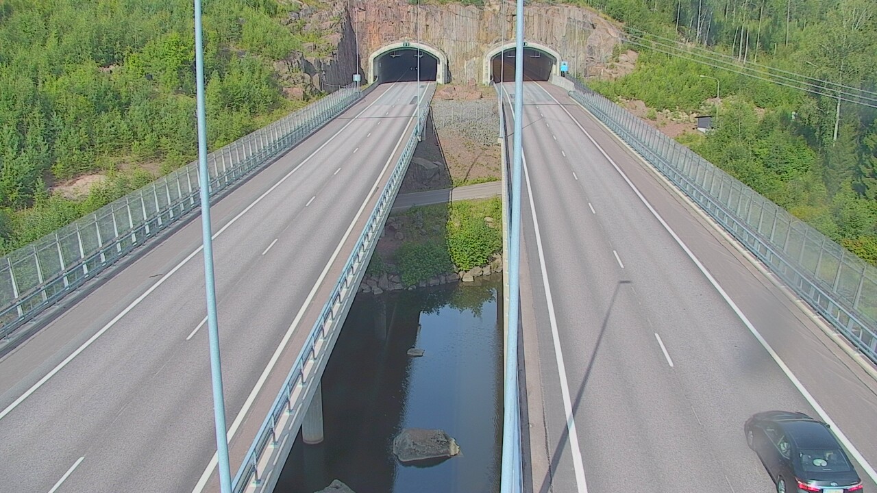 Weather Camera Image Road 7 Pyhtää Markkinamäki, suuaukko, east, Pyhtää, Kymenlaakso