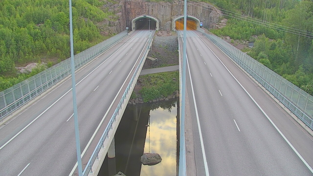 Weather Camera Image Road 7 Pyhtää Markkinamäki, suuaukko, east, Pyhtää, Kymenlaakso