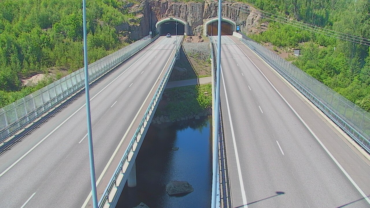 Weather Camera Image Road 7 Pyhtää Markkinamäki, suuaukko, east, Pyhtää, Kymenlaakso