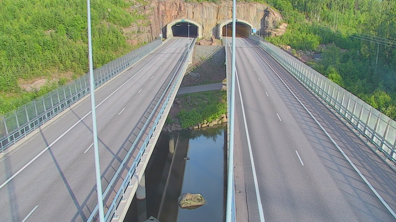 Weather Camera Image Road 7 Pyhtää Markkinamäki, suuaukko, east, Pyhtää, Kymenlaakso