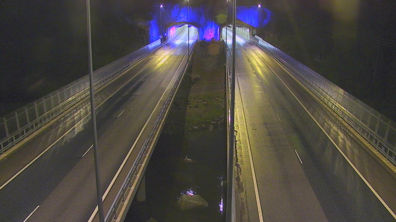 Weather Camera Image Väg 7 Pyttis Marnadsbacken, suuaukko, öst, Pyhtää, Kymenlaakso