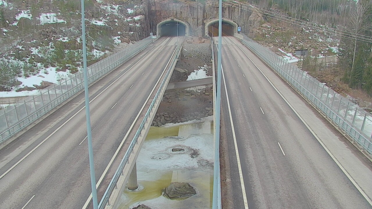 Weather Camera Image Road 7 Pyhtää Markkinamäki, suuaukko, east, Pyhtää, Kymenlaakso