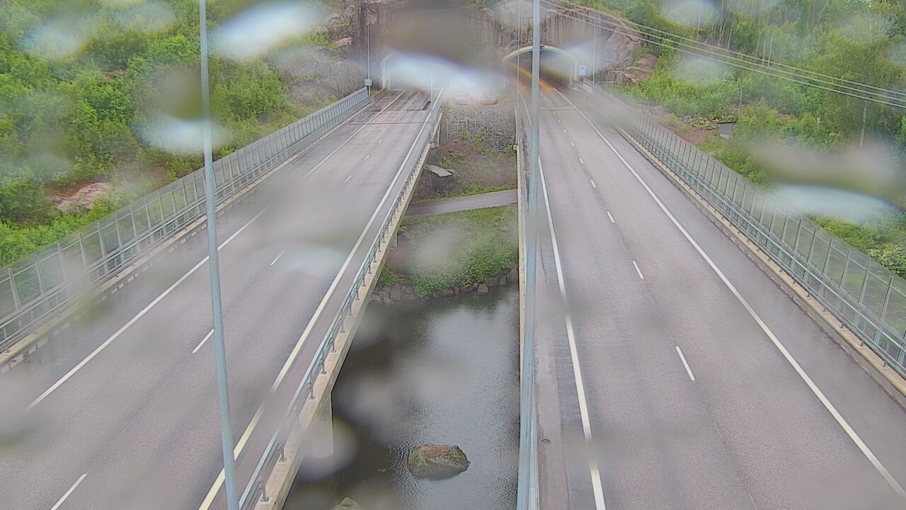 Weather Camera Image Väg 7 Pyttis Marnadsbacken, suuaukko, öst, Pyhtää, Kymenlaakso
