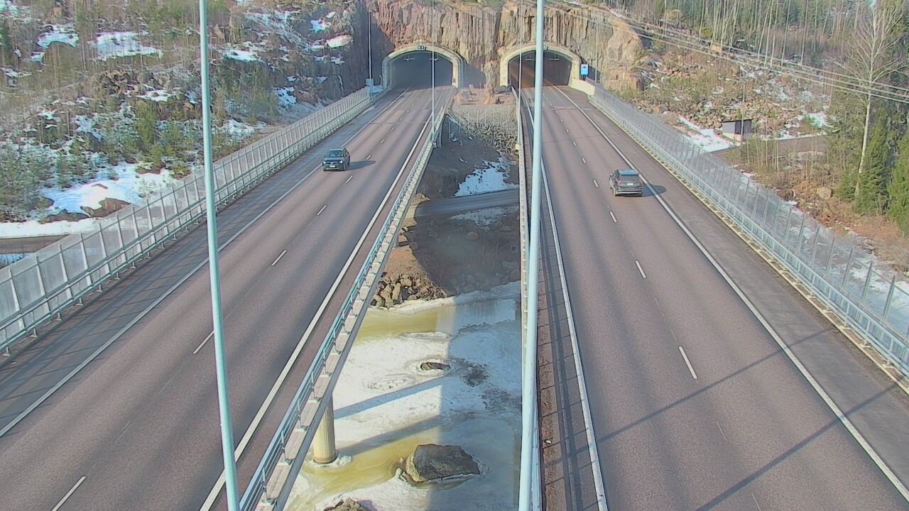 Weather Camera Image Road 7 Pyhtää Markkinamäki, suuaukko, east, Pyhtää, Kymenlaakso