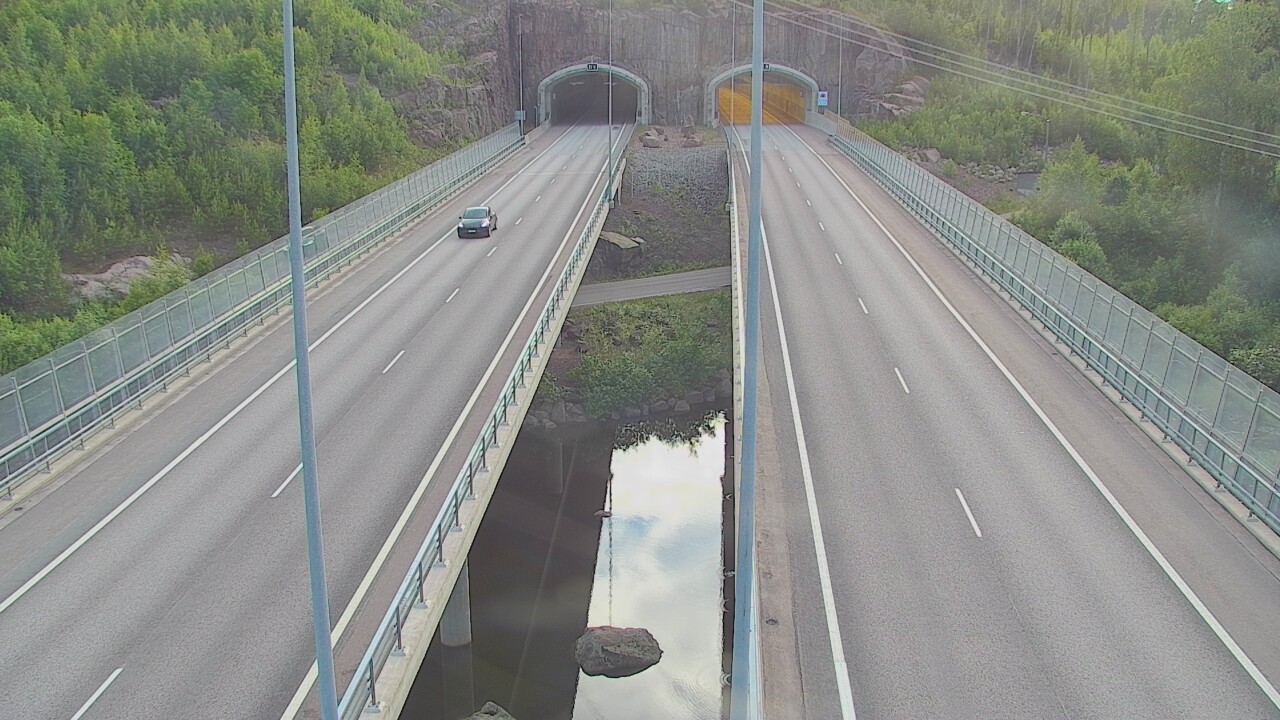 Weather Camera Image Road 7 Pyhtää Markkinamäki, suuaukko, east, Pyhtää, Kymenlaakso