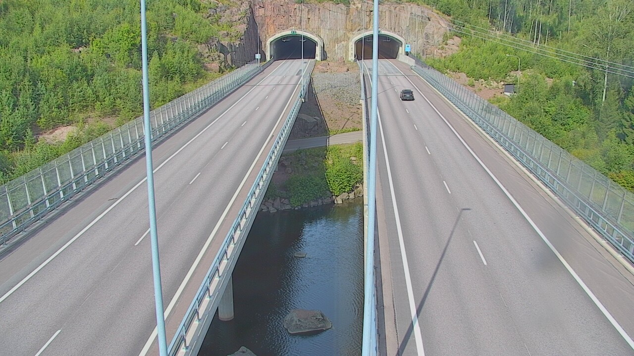 Weather Camera Image Road 7 Pyhtää Markkinamäki, suuaukko, east, Pyhtää, Kymenlaakso
