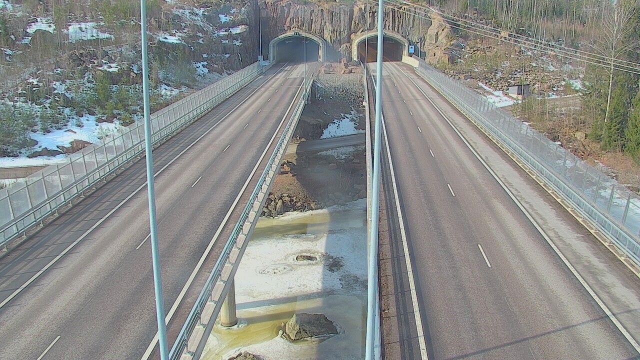 Weather Camera Image Road 7 Pyhtää Markkinamäki, suuaukko, east, Pyhtää, Kymenlaakso