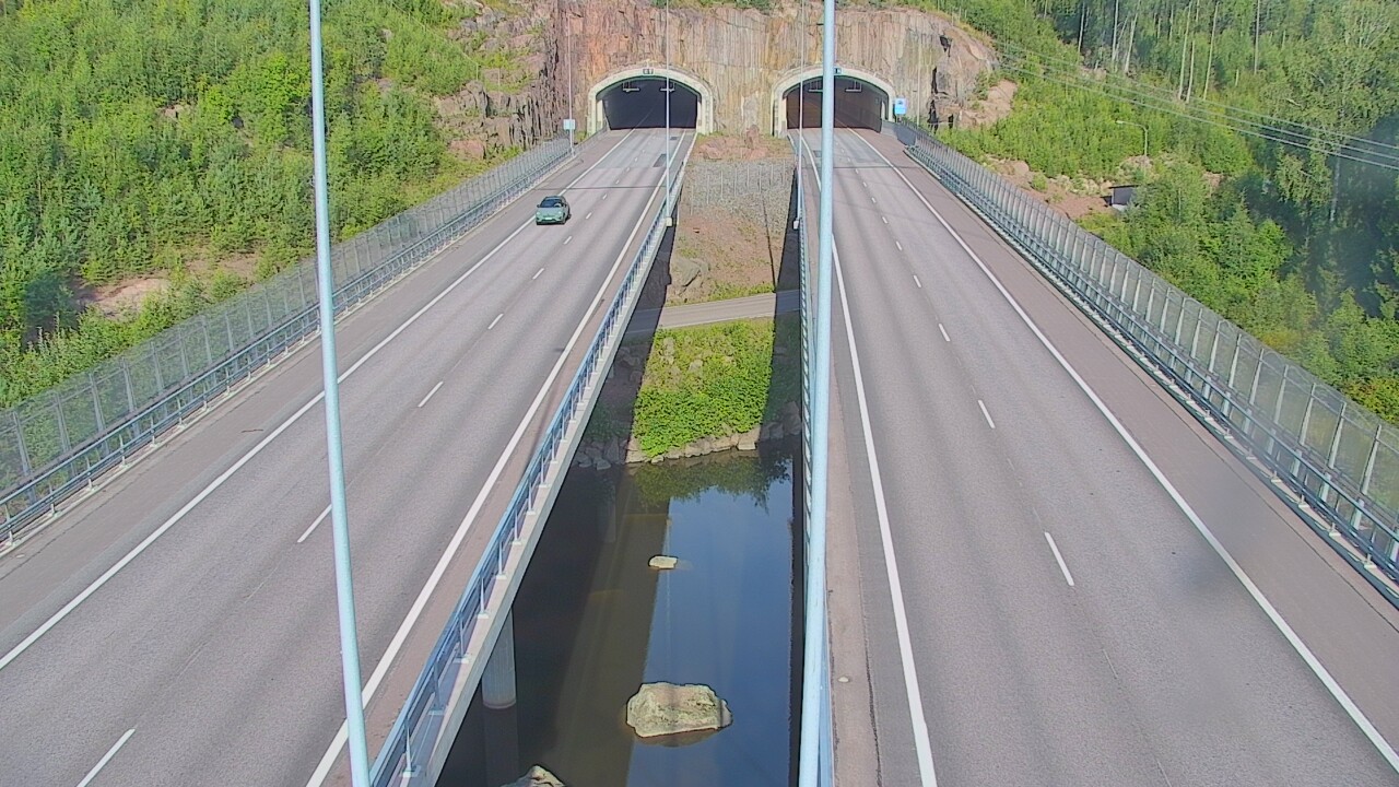 Weather Camera Image Road 7 Pyhtää Markkinamäki, suuaukko, east, Pyhtää, Kymenlaakso