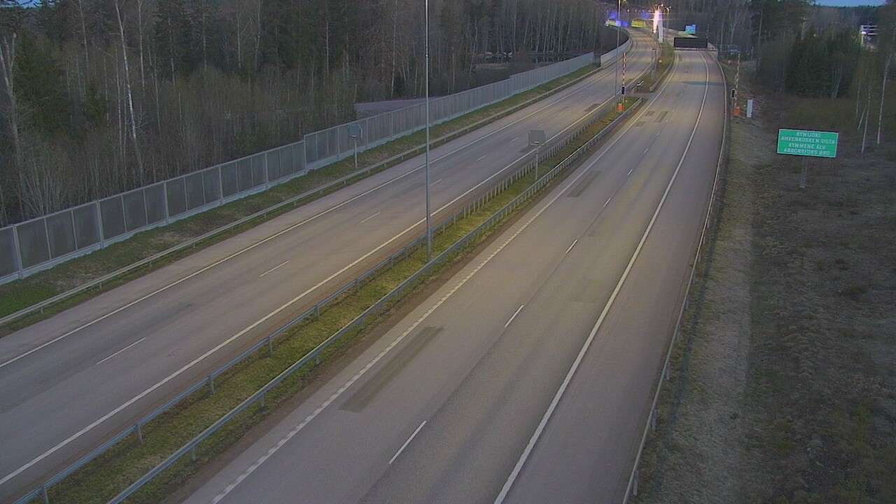 Weather Camera Image Road 7 Pyhtää Markkinamäki, boom, east, Pyhtää, Kymenlaakso