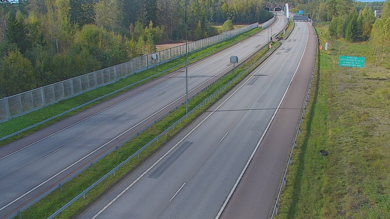Weather Camera Image Väg 7 Pyttis Marnadsbacken , bom, öst, Pyhtää, Kymenlaakso