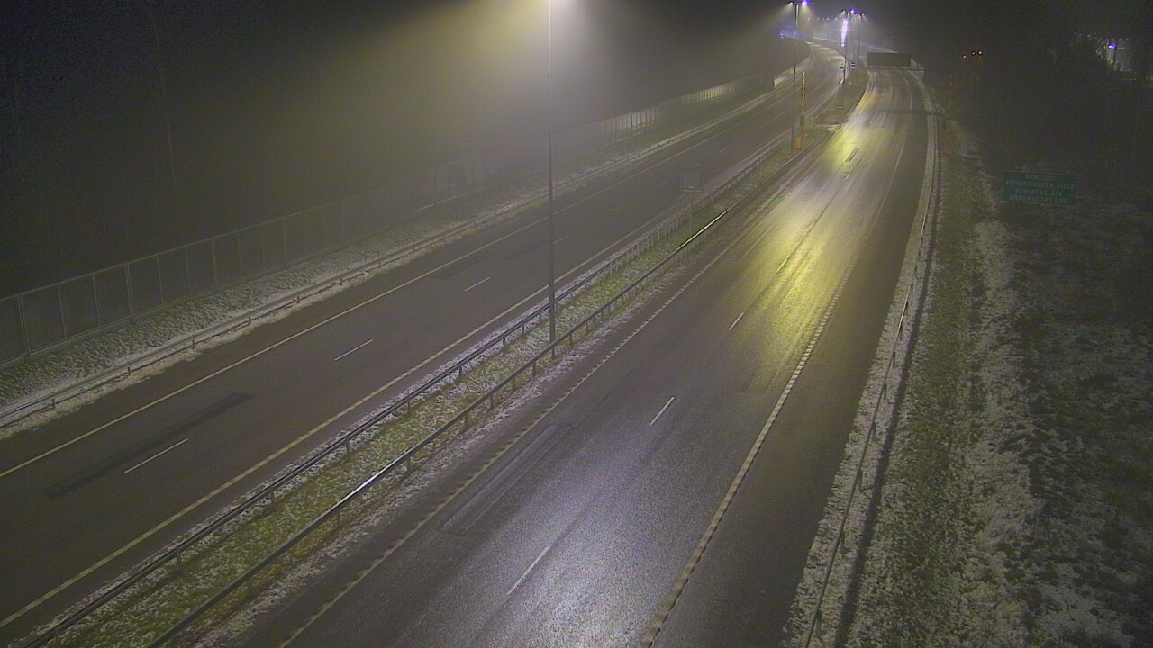 Weather Camera Image Väg 7 Pyttis Marnadsbacken , bom, öst, Pyhtää, Kymenlaakso