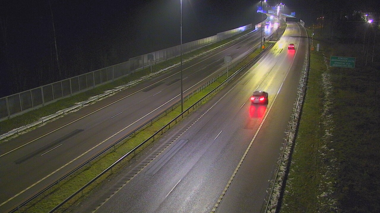 Weather Camera Image Väg 7 Pyttis Marnadsbacken , bom, öst, Pyhtää, Kymenlaakso