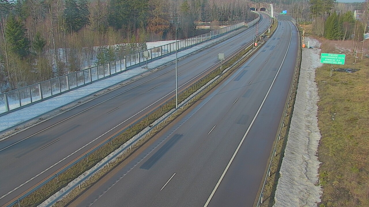 Weather Camera Image Road 7 Pyhtää Markkinamäki, boom, east, Pyhtää, Kymenlaakso