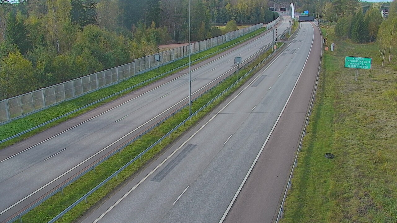 Weather Camera Image Väg 7 Pyttis Marnadsbacken , bom, öst, Pyhtää, Kymenlaakso