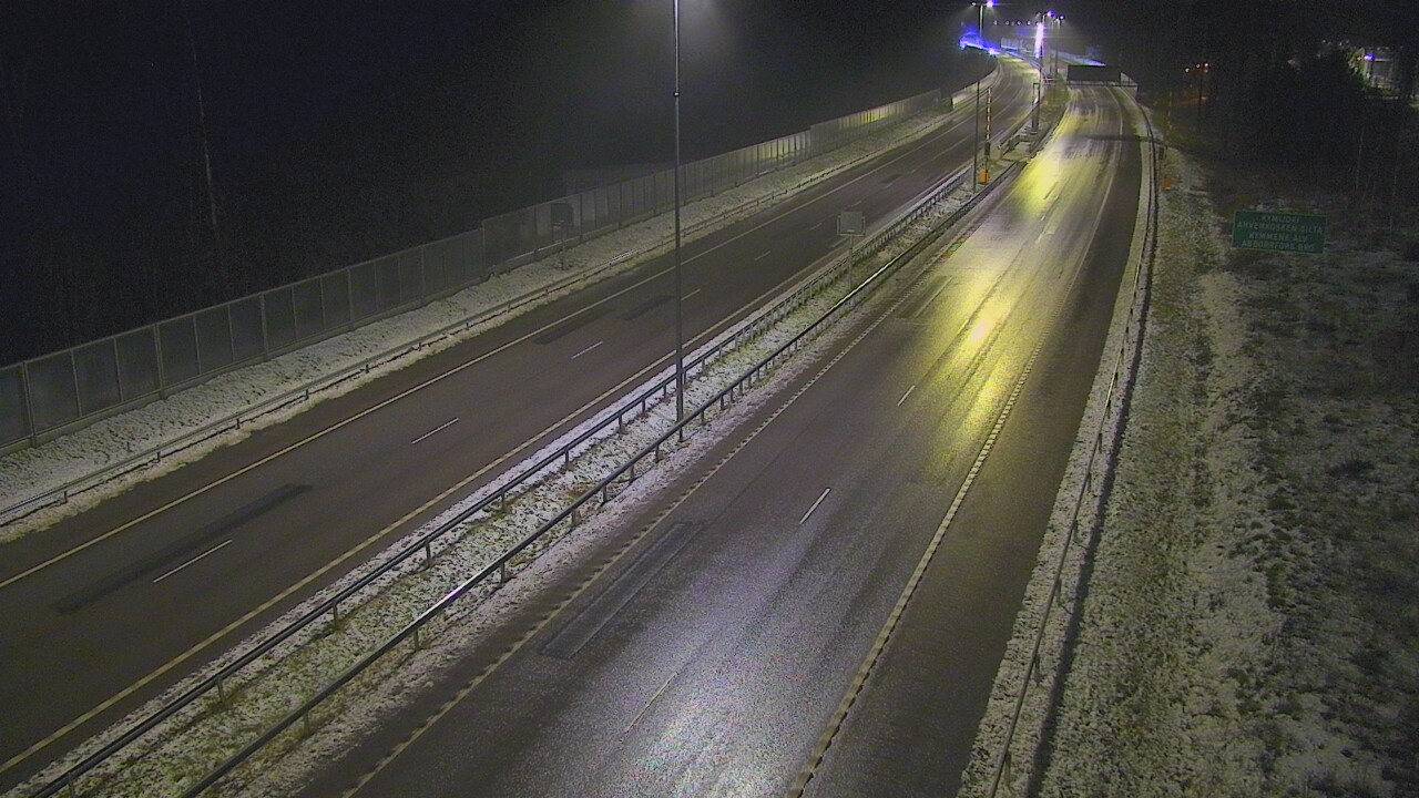 Weather Camera Image Väg 7 Pyttis Marnadsbacken , bom, öst, Pyhtää, Kymenlaakso