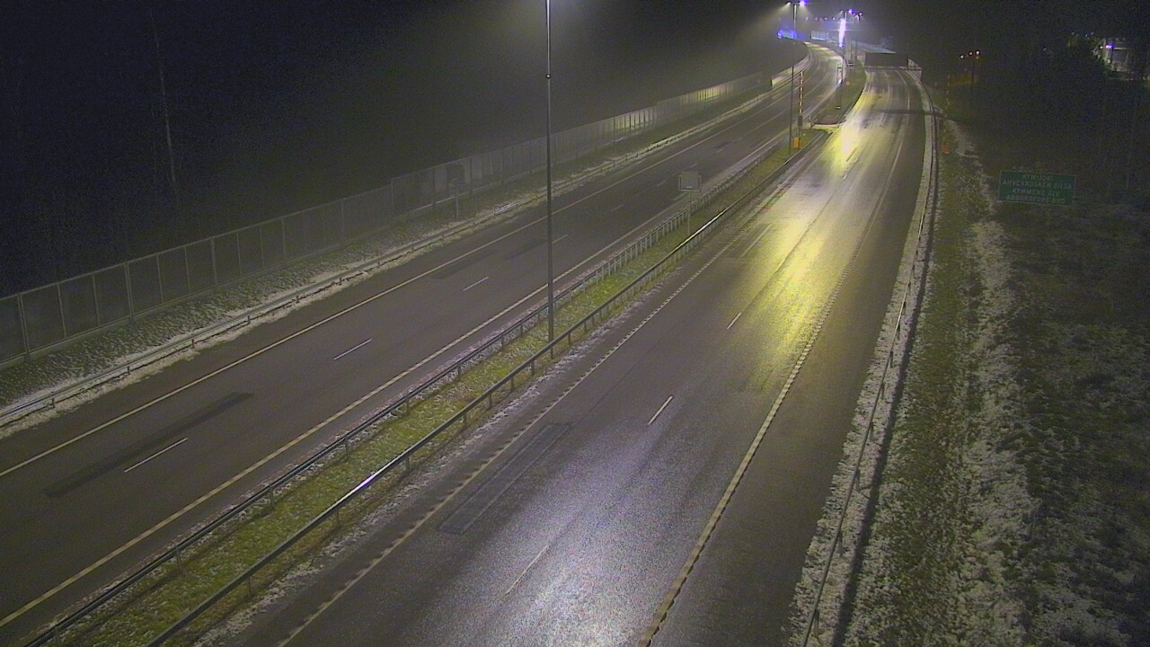 Weather Camera Image Väg 7 Pyttis Marnadsbacken , bom, öst, Pyhtää, Kymenlaakso