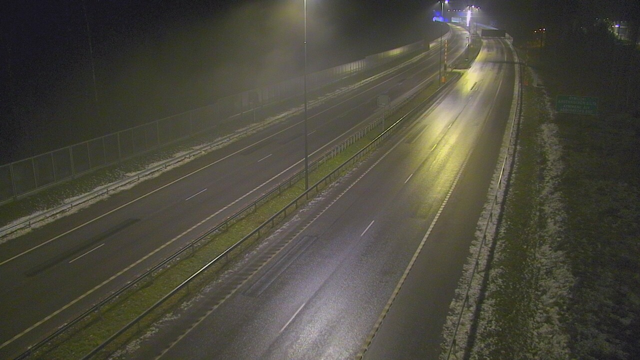 Weather Camera Image Väg 7 Pyttis Marnadsbacken , bom, öst, Pyhtää, Kymenlaakso