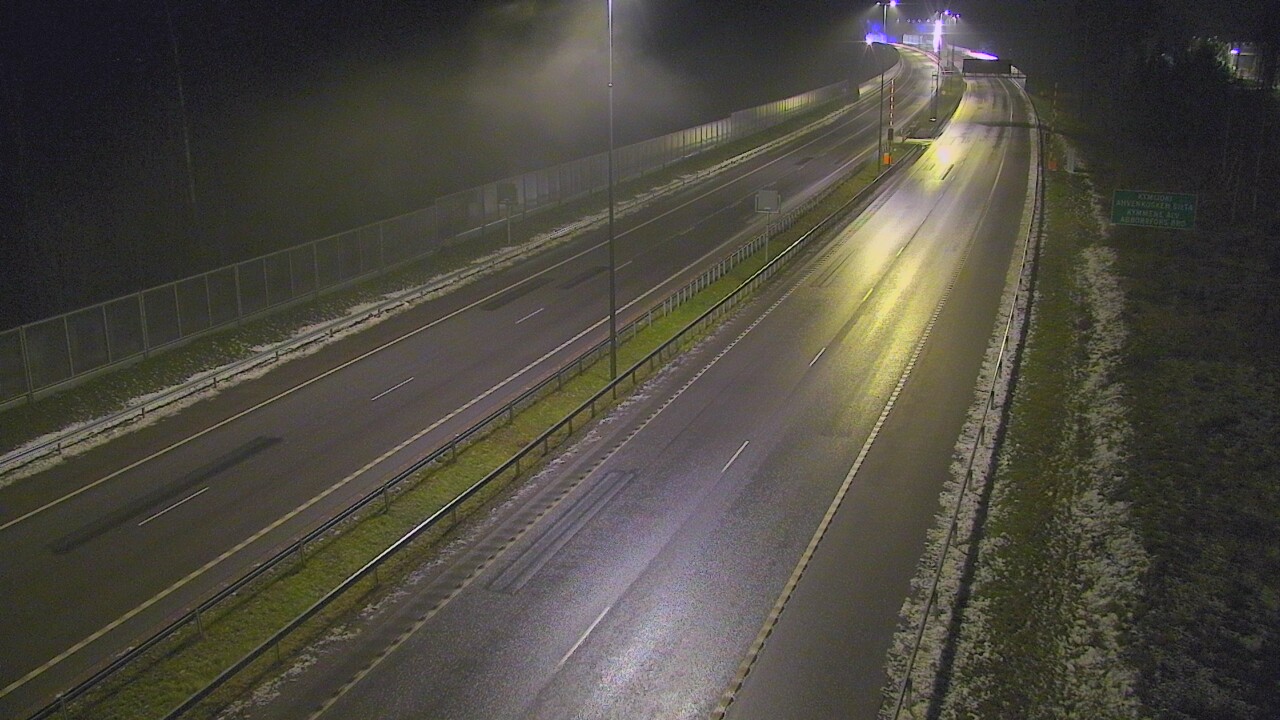 Weather Camera Image Väg 7 Pyttis Marnadsbacken , bom, öst, Pyhtää, Kymenlaakso