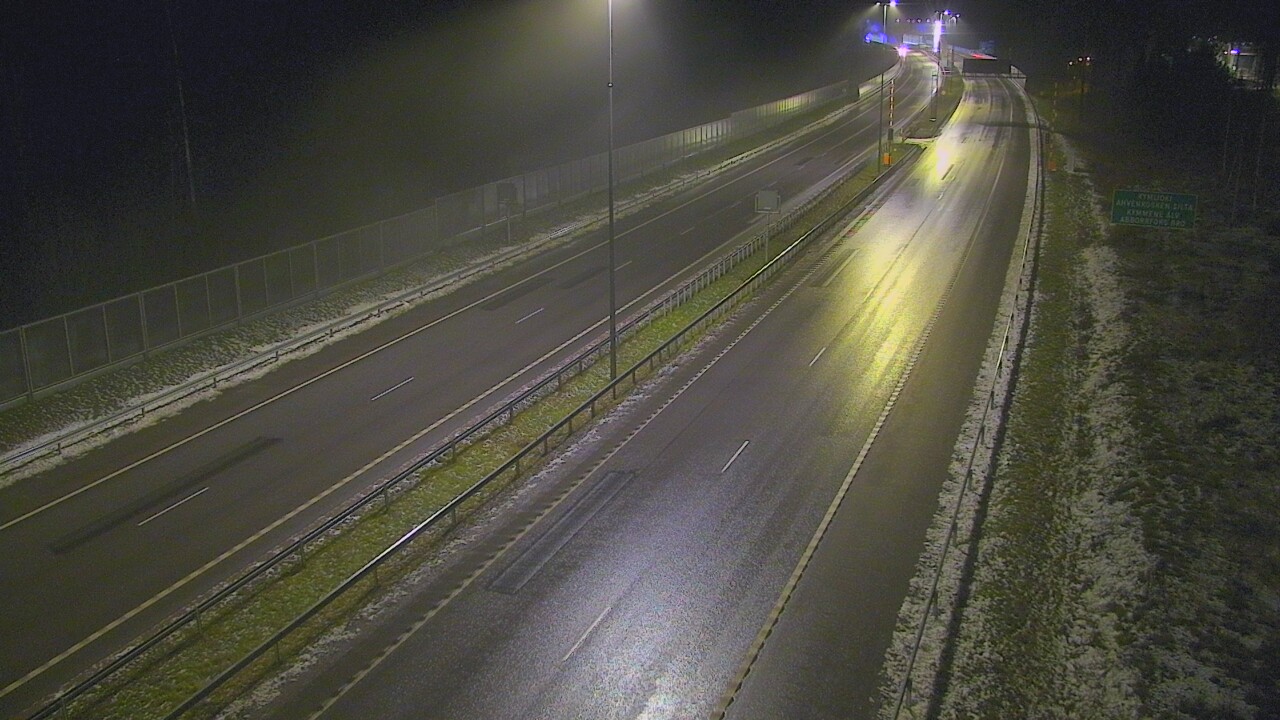 Weather Camera Image Väg 7 Pyttis Marnadsbacken , bom, öst, Pyhtää, Kymenlaakso