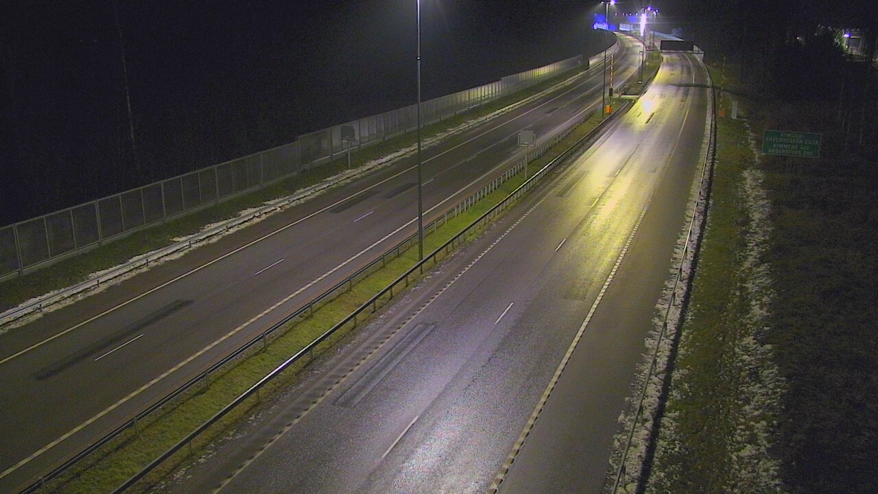 Weather Camera Image Väg 7 Pyttis Marnadsbacken , bom, öst, Pyhtää, Kymenlaakso