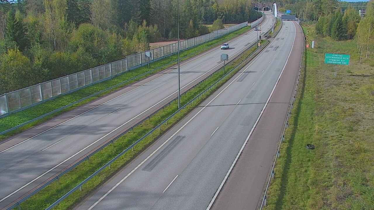 Weather Camera Image Väg 7 Pyttis Marnadsbacken , bom, öst, Pyhtää, Kymenlaakso