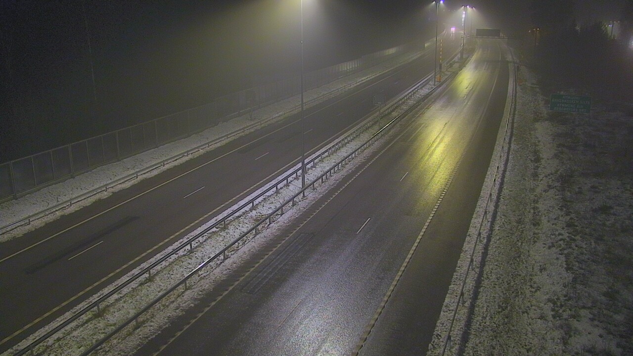 Weather Camera Image Väg 7 Pyttis Marnadsbacken , bom, öst, Pyhtää, Kymenlaakso