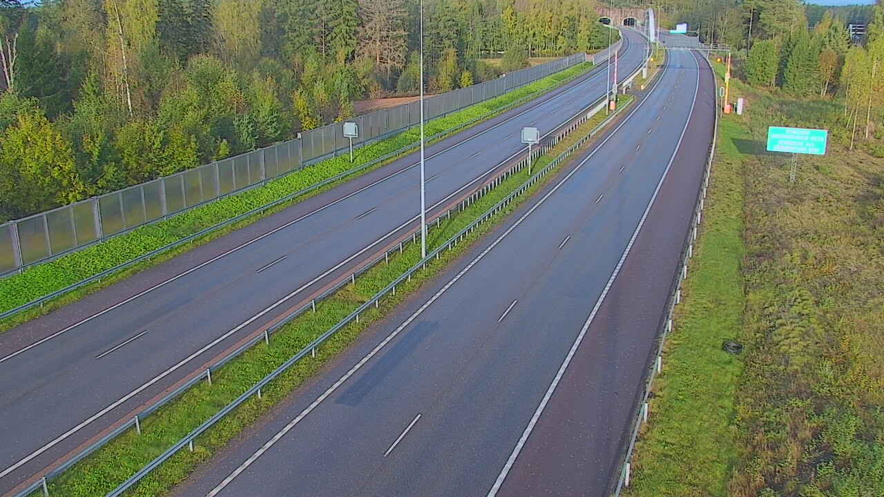 Weather Camera Image Väg 7 Pyttis Marnadsbacken , bom, öst, Pyhtää, Kymenlaakso
