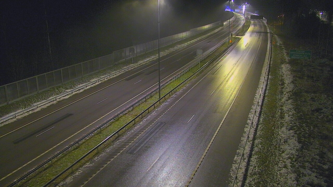 Weather Camera Image Väg 7 Pyttis Marnadsbacken , bom, öst, Pyhtää, Kymenlaakso