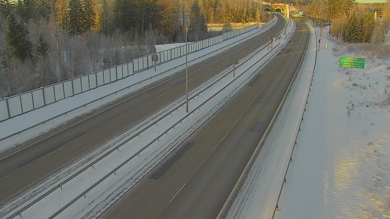 Weather Camera Image Road 7 Pyhtää Markkinamäki, boom, east, Pyhtää, Kymenlaakso